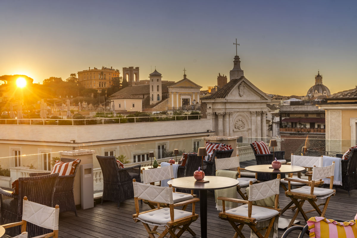 singer-palace-rooftop-bar-and-restaurant-rome