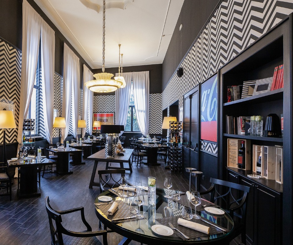 TH ROMA 481 restaurant