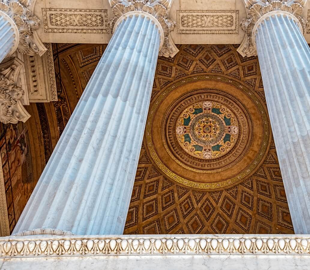 What You Need to Know about The Altar of the Fatherland