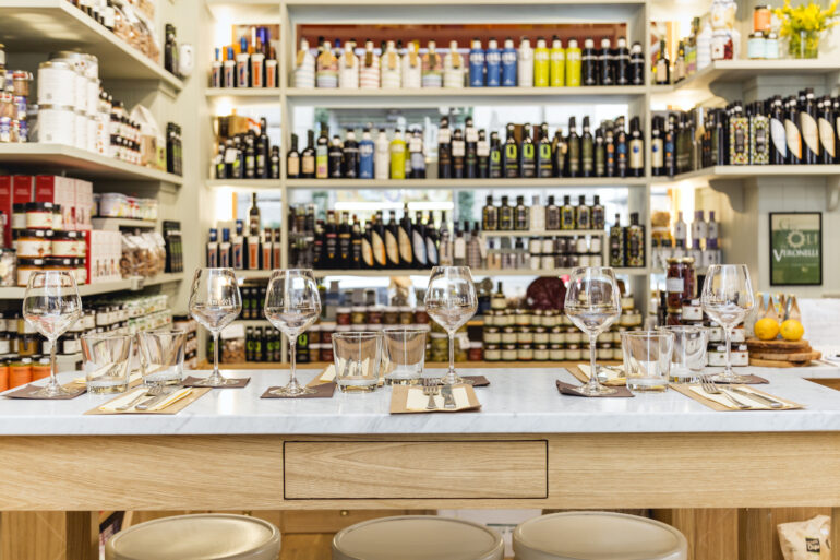 Amodei: gourmet food shop and restaurant near Rome's Termini