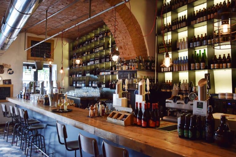 Craft beer crawl