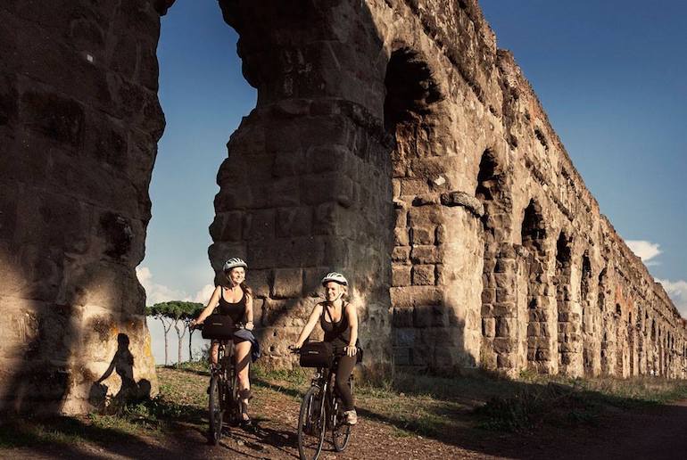 Ancient Appian Way bike ride in Rome