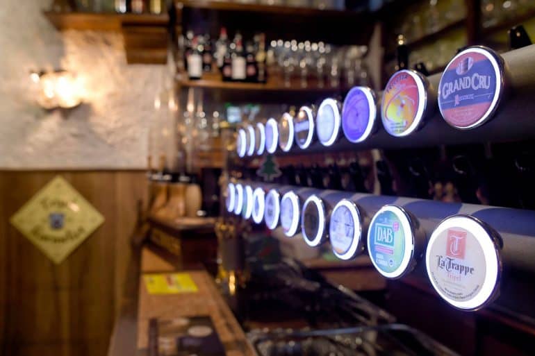 Craft beer crawl