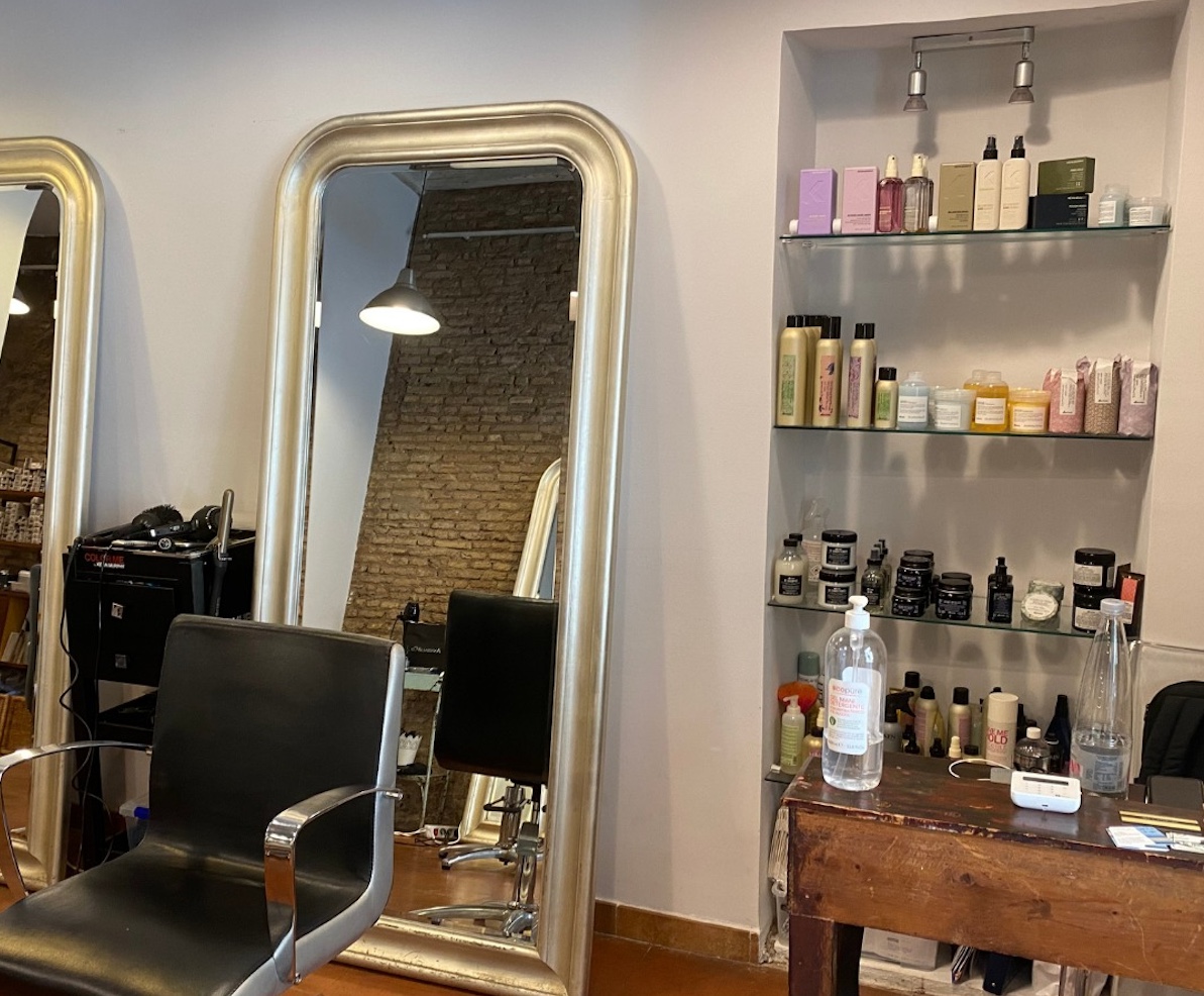 English-speaking hair salons