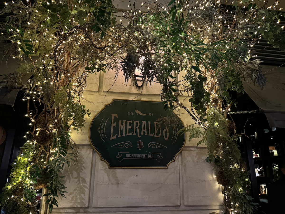 Emeralds Bar Prati