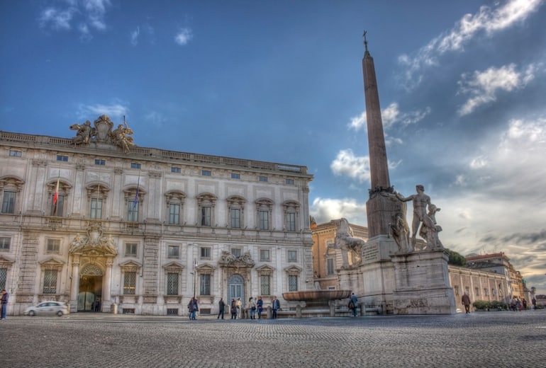 seven hills of rome: quirinal hill