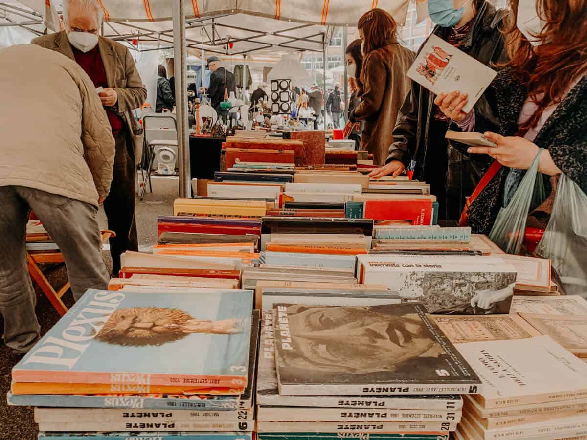 portaportese-market-book-