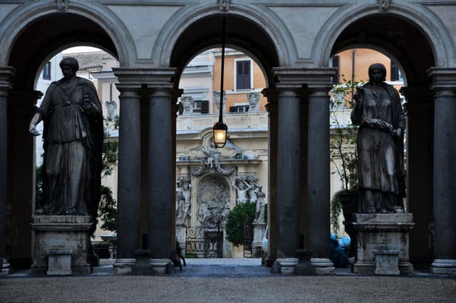 san-lorenzo-in-lucina-rome