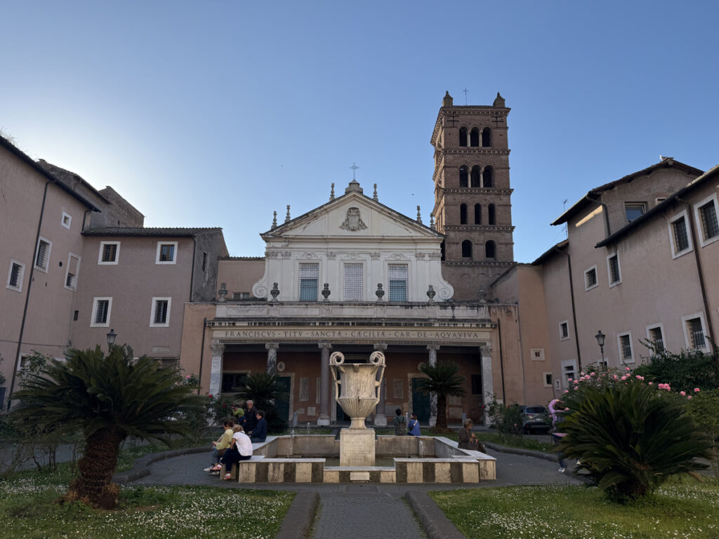 santa-cecilia-church-with-underground-site