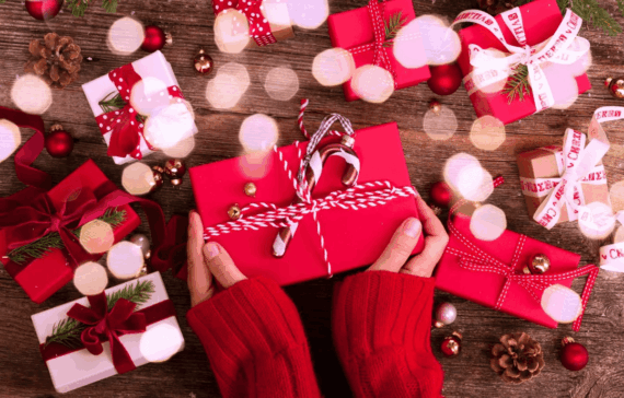 A Guide to Unique Christmas Gifts in Rome