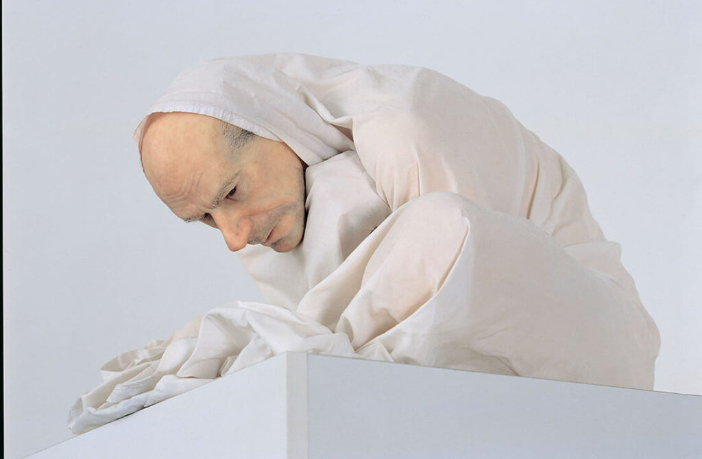 It Looks Alive! Hyper-Realism at Palazzo Bonaparte