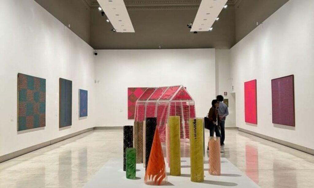 100 anni x 100 opere: Carla Accardi in mostra al Palazzo delle Esposizioni
