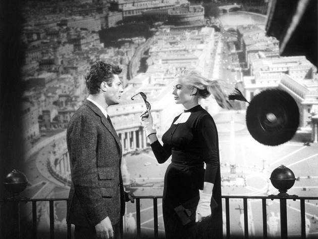 Marcello Mastroianni e Anita Ekberg sul set di La dolce vita (Federico Fellini, 1960) © Cineteca di Bologna - Reporters Associati & Archivi 630x473
