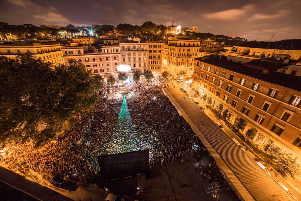 cinema-in-piazza-roma