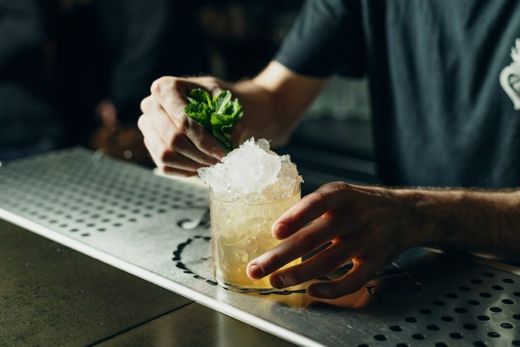 cvlto cocktail bar a trastevere