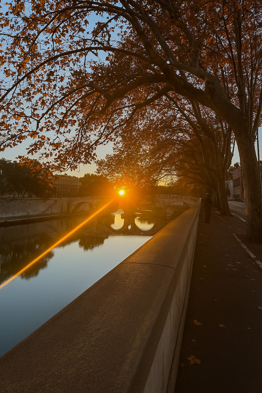 cycling-on-lungotevere-rome