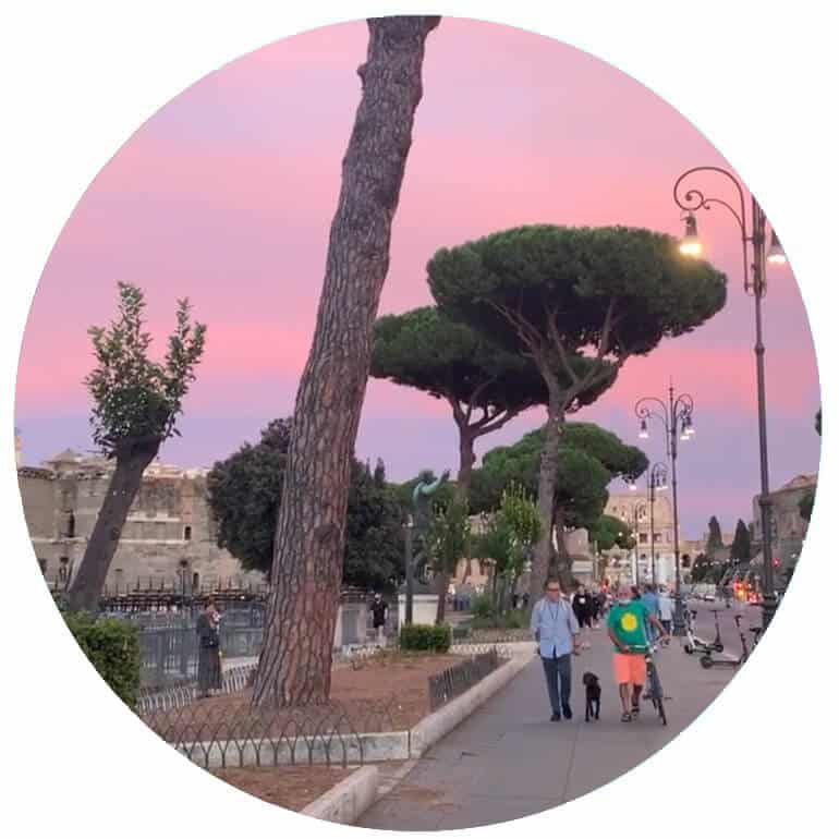 fori-imperiali-al-tramonto