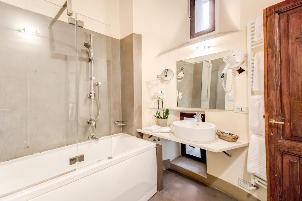 Residenza Torre di Colonna - luxury guest house in Rome