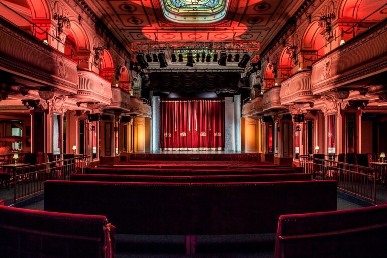 theaters and opera houses in rome