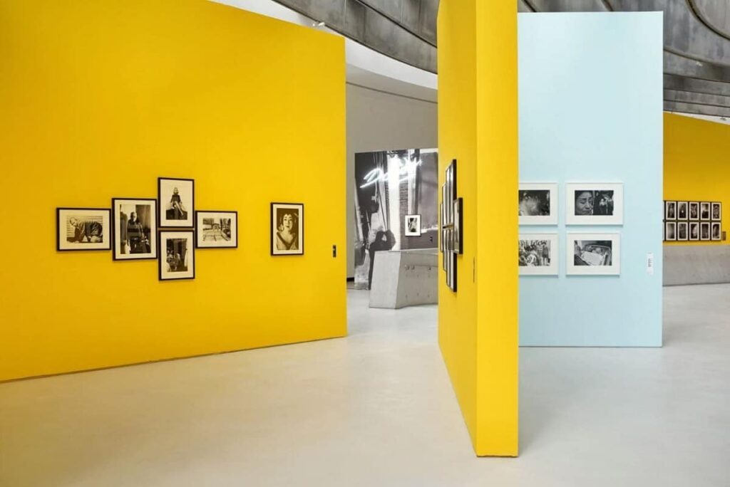 MAXXI Museum Rome: Moriyaka and Tomatsu “Tokyo Revisited” temporary exhibit portrays raw intricacies of urban life