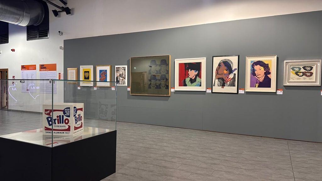 andy warhol forever love th eexhibition at la vaccheria in rome